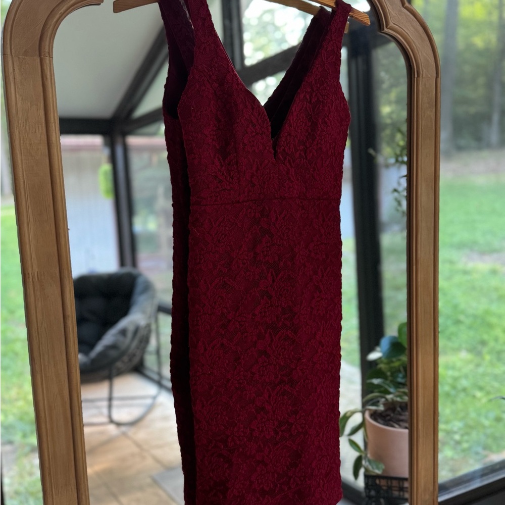 Lulu's Red Dress - Picture 2 of 5
